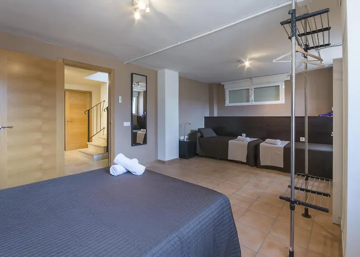 Coll Groc Σαλέ Playa de Gandia