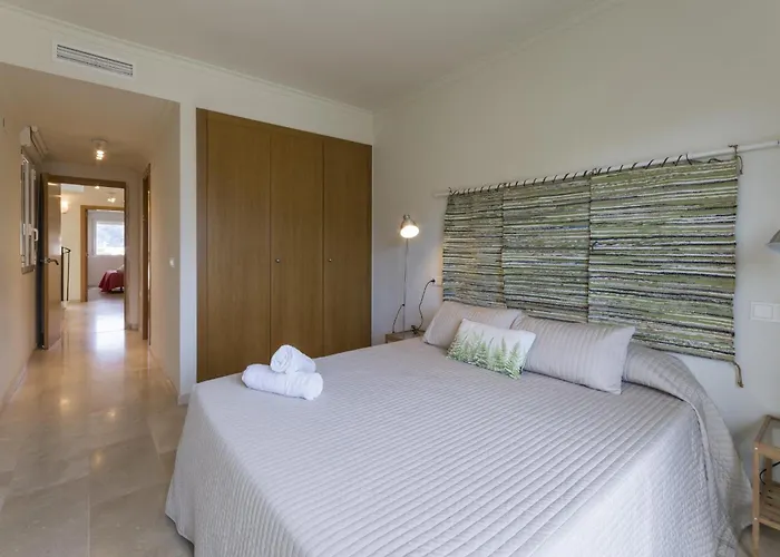 Coll Groc Σαλέ Playa de Gandia